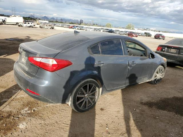 Фото 3 - KIA FORTE