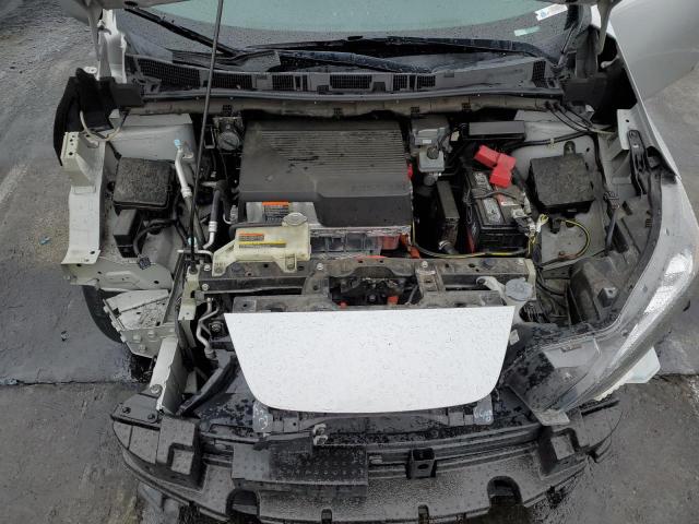 Фото 11 - NISSAN LEAF