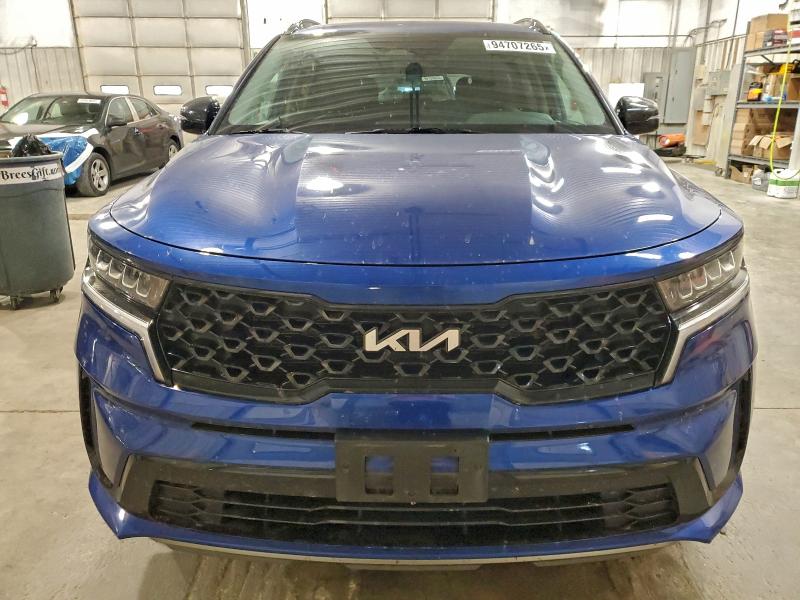 Фото 5 - KIA SORENTO