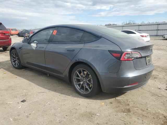 Фото 2 - TESLA MODEL 3