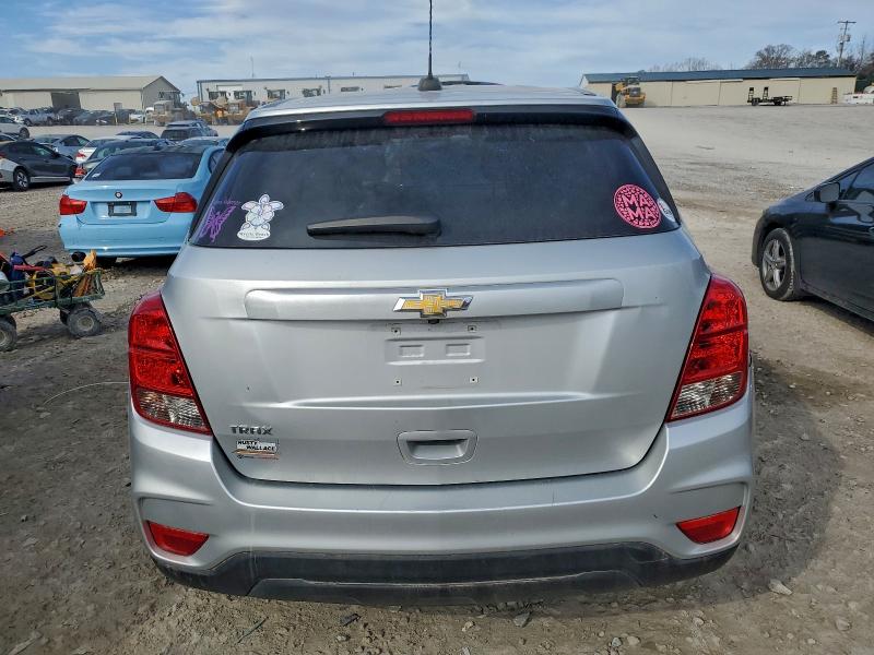 Фото 6 - CHEVROLET TRAX