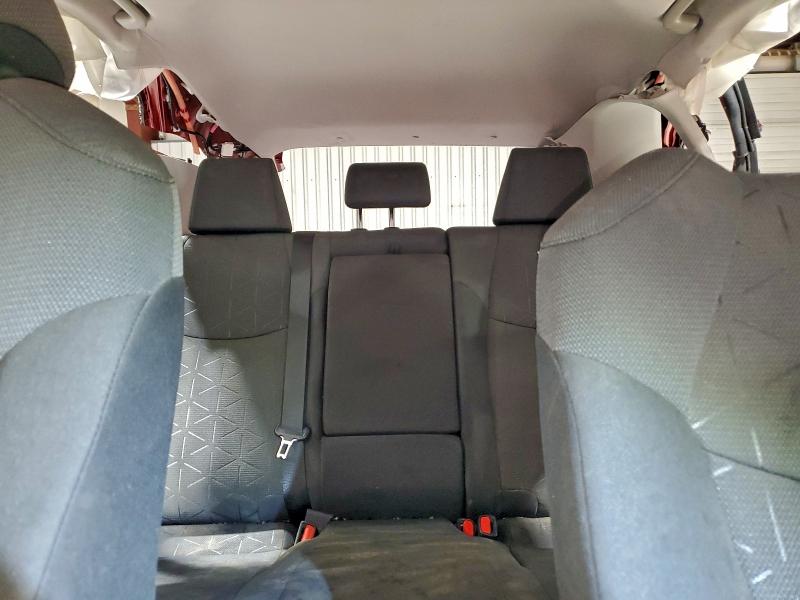 Фото 10 - TOYOTA RAV4