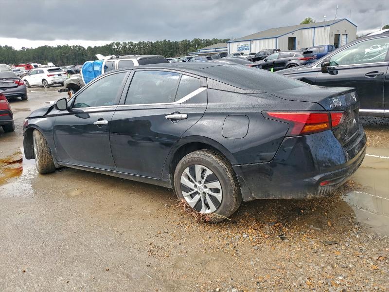 Фото 2 - NISSAN ALTIMA