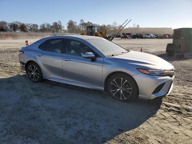 Фото 4 - TOYOTA CAMRY