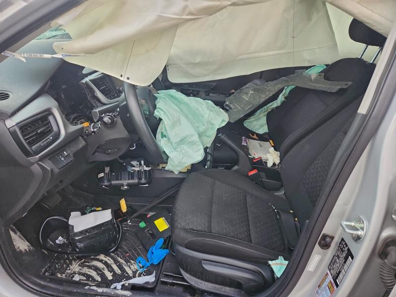 Фото 7 - KIA RIO