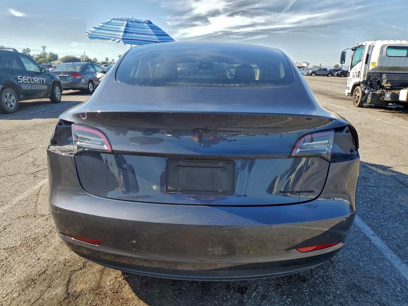Фото 6 - TESLA MODEL 3