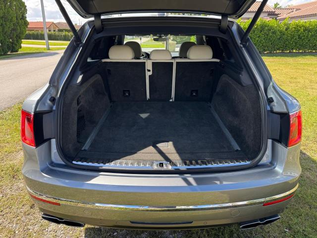 BENTLEY ALL MODELS 2019 VIN SJAAM2ZV9KC026702