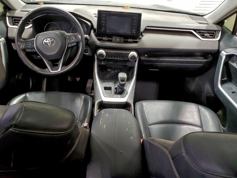 Фото 8 - TOYOTA RAV4