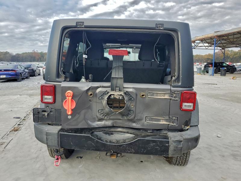 Фото 6 - JEEP WRANGLER