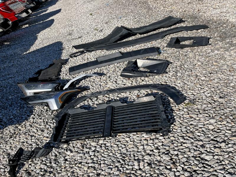 Фото 12 - TOYOTA TUNDRA