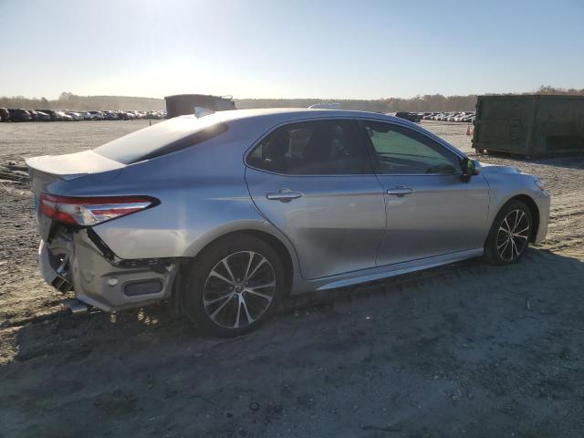 Фото 3 - TOYOTA CAMRY