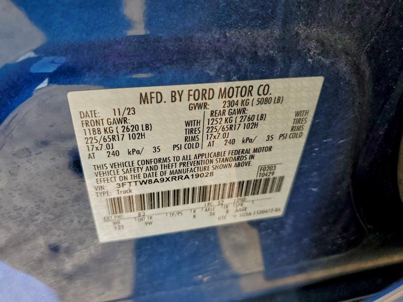 Фото 12 - FORD MAVERICK