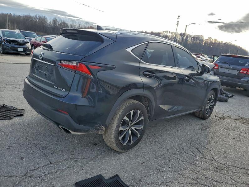 Фото 3 - LEXUS NX