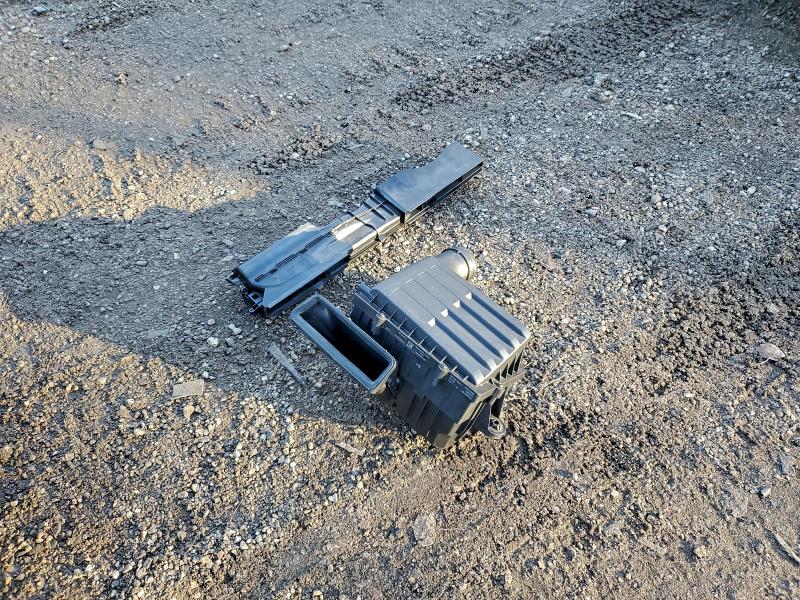 AUDI TT 2018 VIN WUACSAFV2J1902826