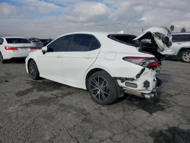 Фото 2 - TOYOTA CAMRY