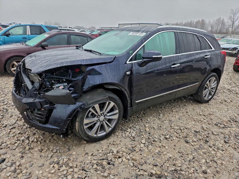 Фото 1 - CADILLAC XT5