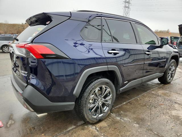 Фото 3 - TOYOTA RAV4