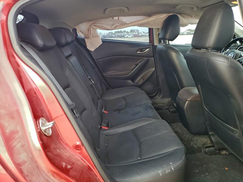 Фото 10 - MAZDA 3