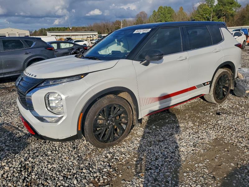 Фото 1 - MITSUBISHI OUTLANDER