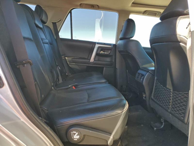 Фото 11 - TOYOTA 4RUNNER