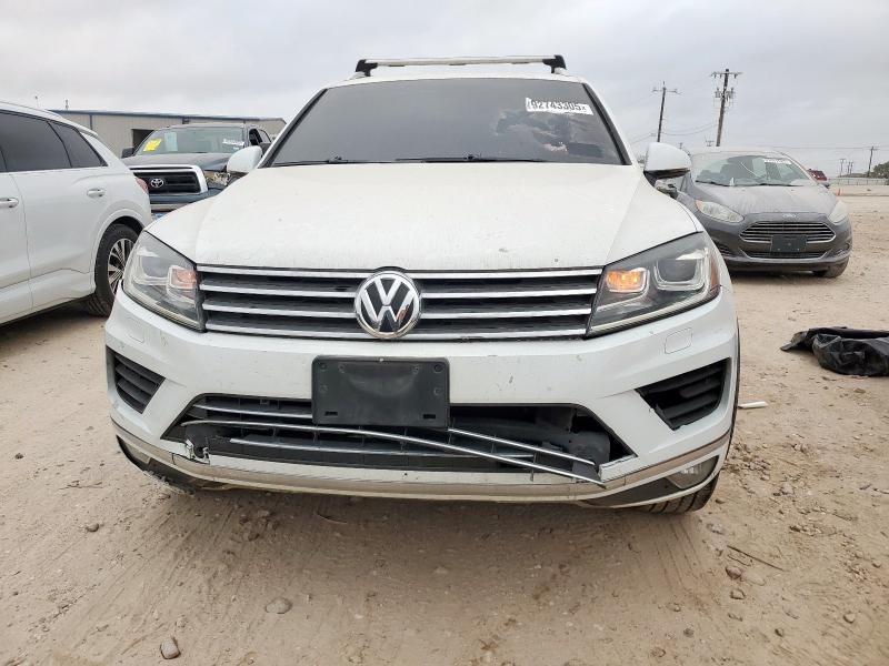 VOLKSWAGEN TOUAREG 2016 VIN WVGEF9BP9GD000516