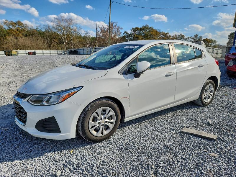 Фото 1 - CHEVROLET CRUZE