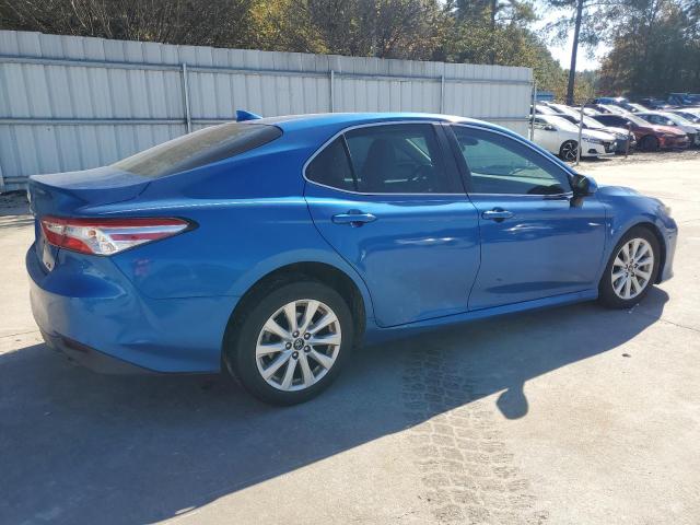 Фото 3 - TOYOTA CAMRY