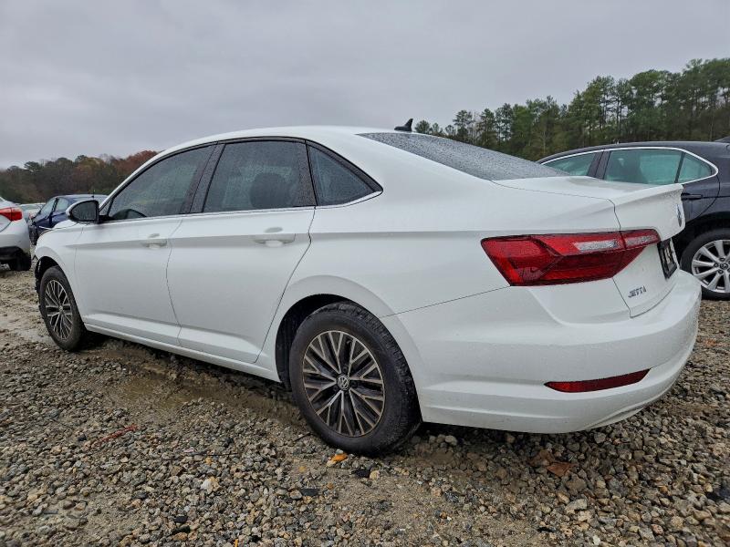 Фото 2 - VOLKSWAGEN JETTA