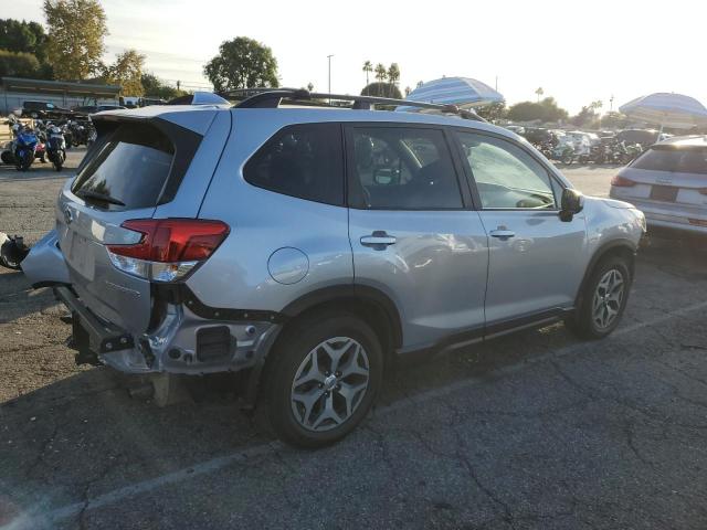 Фото 3 - SUBARU FORESTER