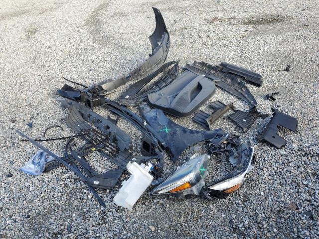 Фото 12 - HYUNDAI ELANTRA