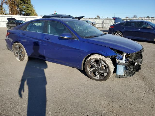 Фото 4 - HYUNDAI ELANTRA