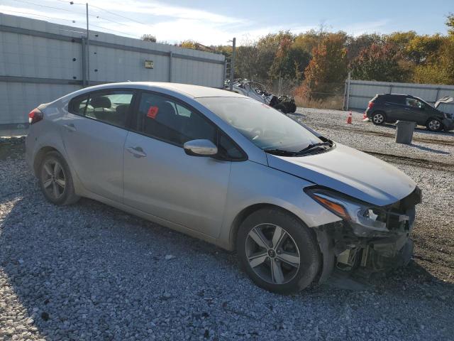 Фото 4 - KIA FORTE