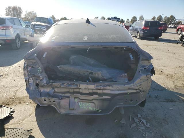 Фото 6 - HYUNDAI ELANTRA