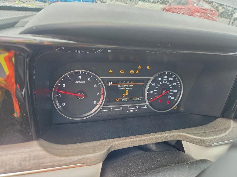 Фото 9 - KIA SORENTO