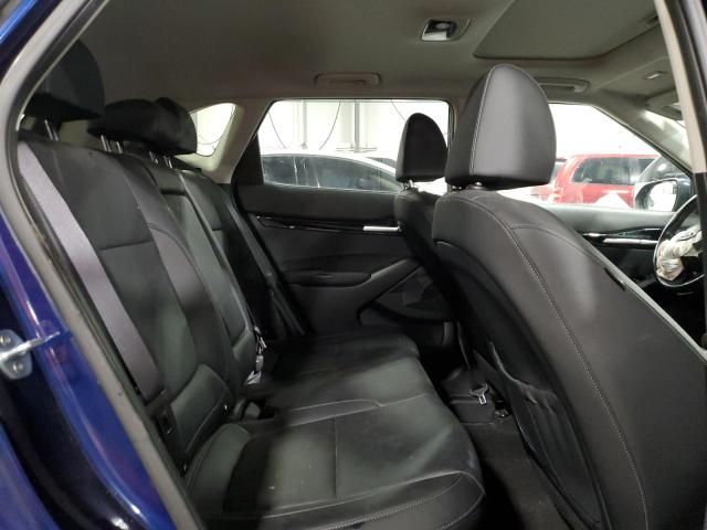 Фото 11 - KIA SELTOS