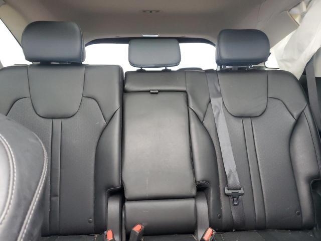 Фото 10 - KIA SORENTO