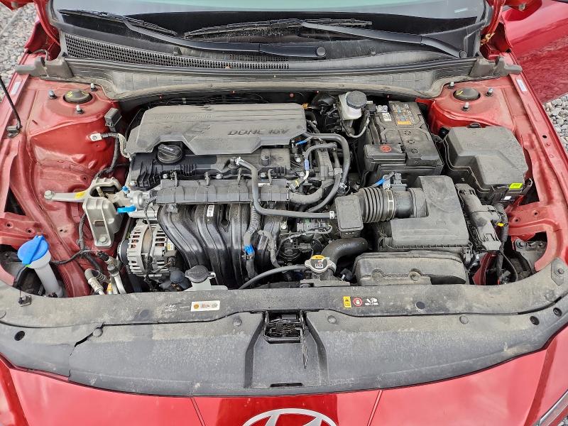 Фото 11 - HYUNDAI ELANTRA