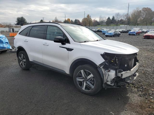 Фото 4 - KIA SORENTO