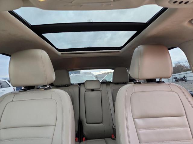 Фото 10 - FORD ESCAPE