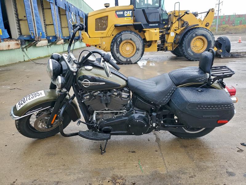 HARLEY-DAVIDSON FL 2018