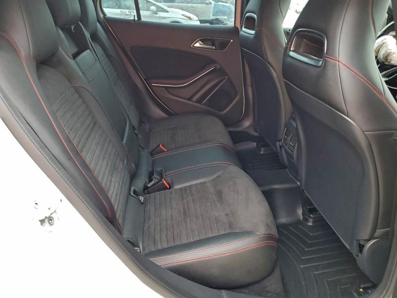 Фото 11 - MERCEDES-BENZ GLA-CLASS