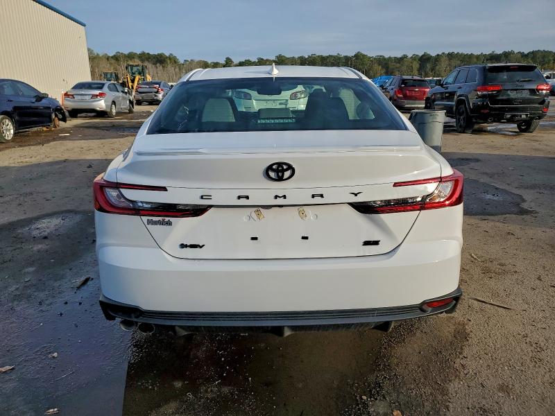 Фото 6 - TOYOTA CAMRY