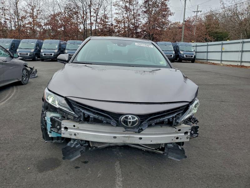 Фото 5 - TOYOTA CAMRY