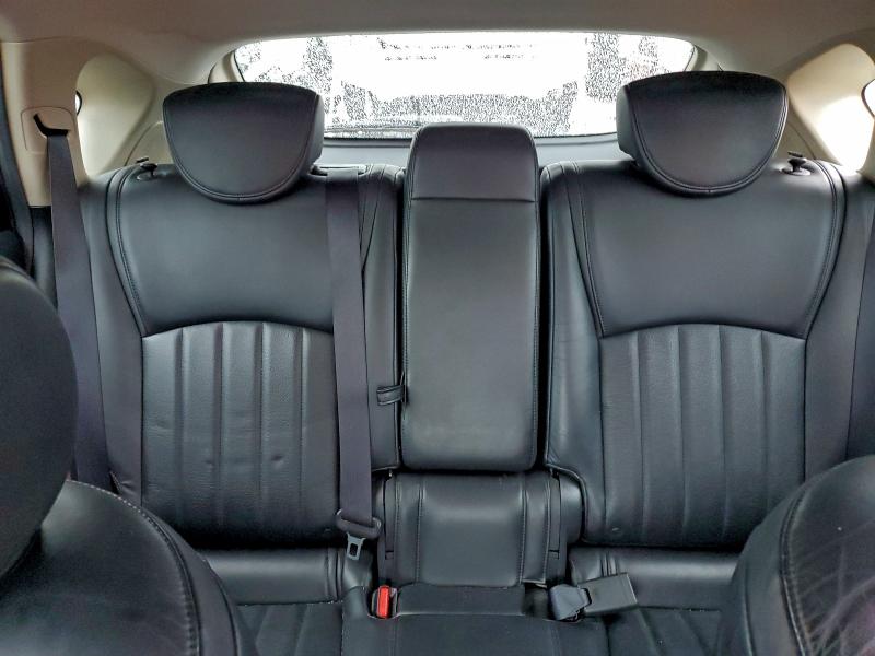 Фото 10 - INFINITI QX50