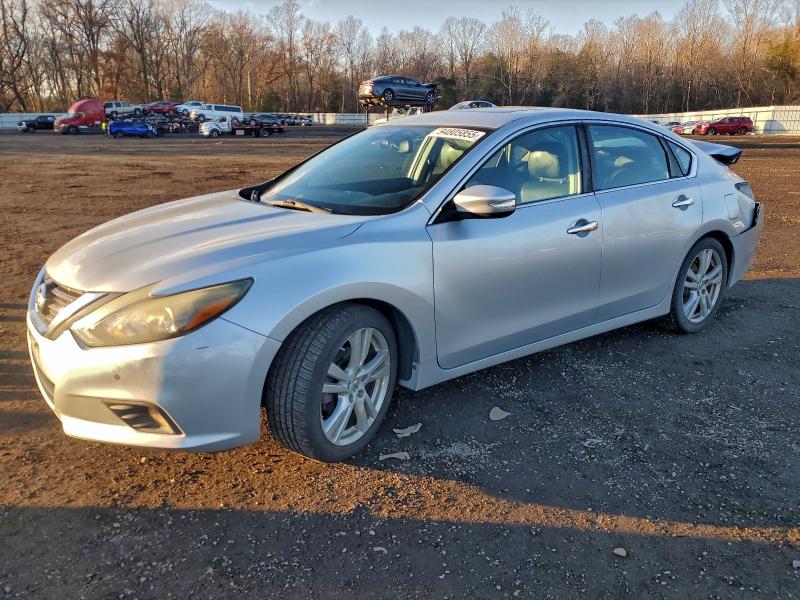 Фото 1 - NISSAN ALTIMA