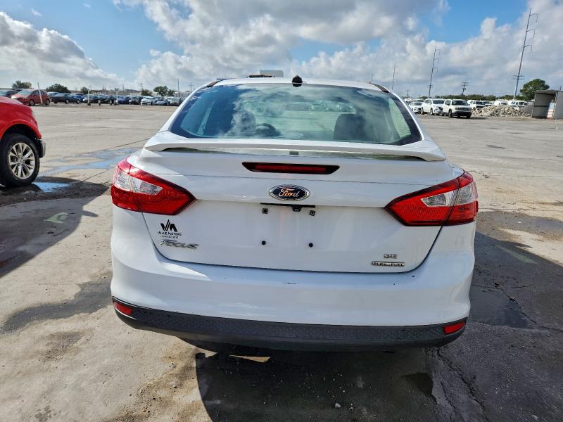 Фото 6 - FORD FOCUS