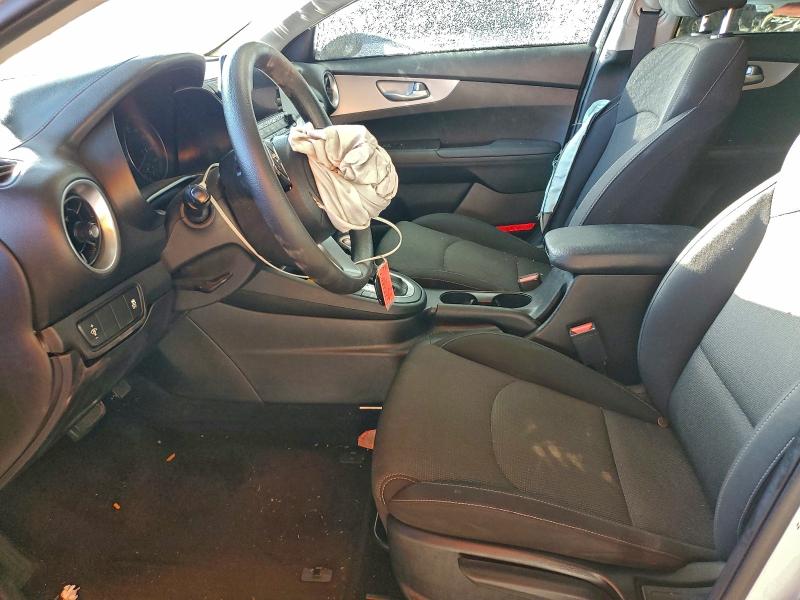 Фото 7 - KIA FORTE