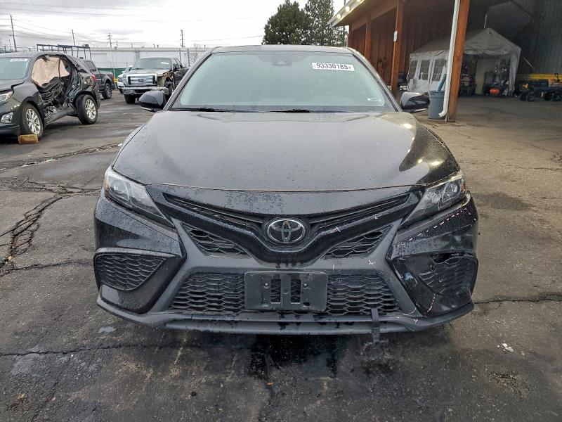 Фото 5 - TOYOTA CAMRY