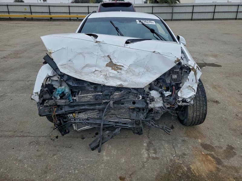 Фото 5 - HYUNDAI GENESIS