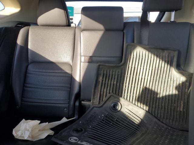 Фото 10 - LEXUS NX